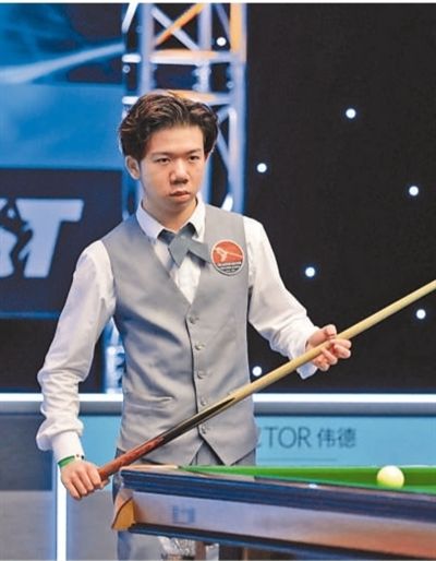 他会在更衣 他会在更衣