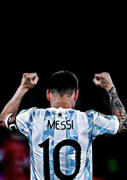 于聚光灯下 于聚光灯下